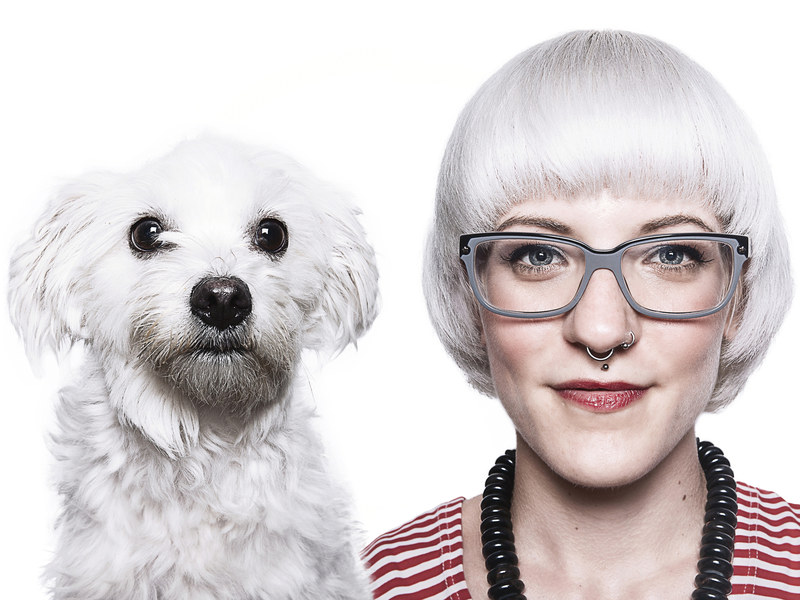 Christoph Schwabe: Mim + Melanie aus: „Doppelpack. Mein Hund und ich“ (2014) Hygiene Museum Dresden Sonderausstellung Tierisch Beste Freunde Raum 2 Der Mensch und sein Haustier