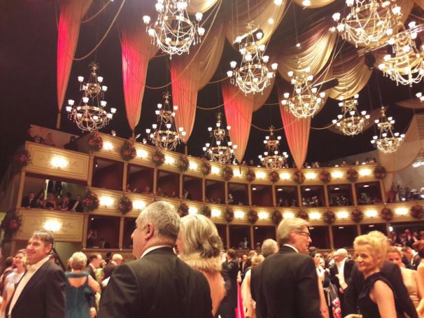 Tanzen für Jedermann auf dem Wiener Opernball
